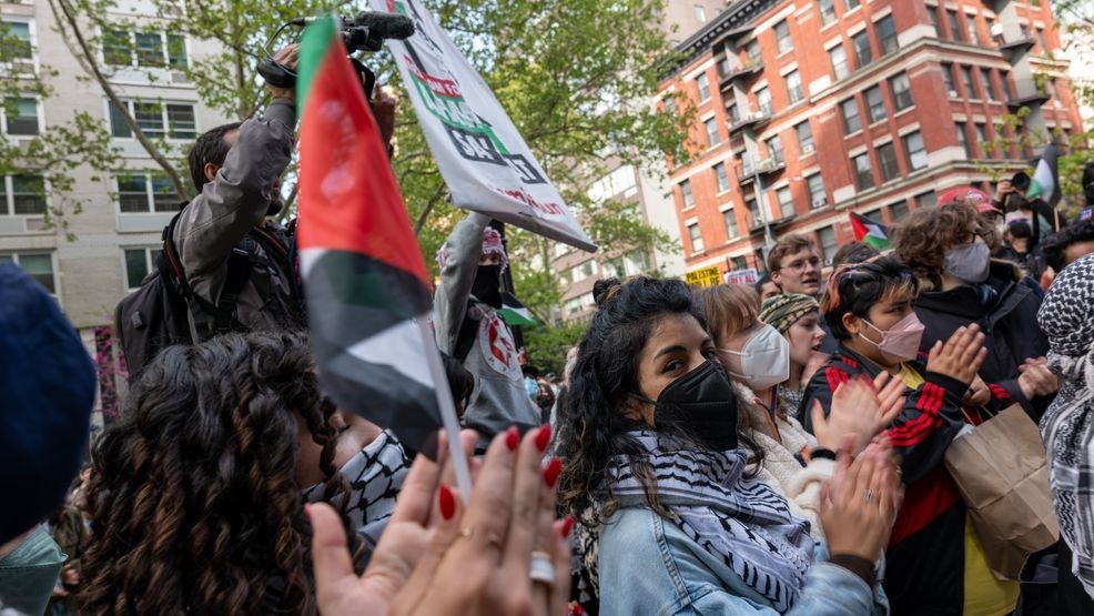 Image for story: 11 arrested after anti-Israel protesters take over University of Minnesota building