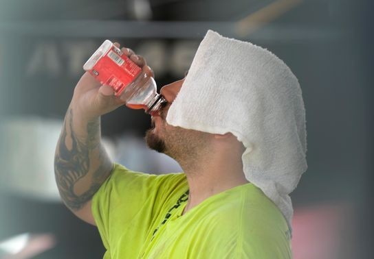 Image for story: Nevada adopts new heat illness regulation to protect workers across the state