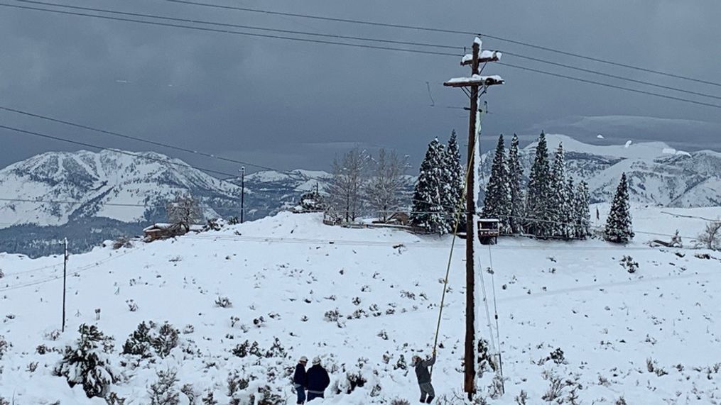 FILE PHOTO: NV Energy shared photos of crews out in the Reno area trying to restore power to more than 31,000 customers who remain without power as of Monday afternoon. (Photo: NV Energy on Twitter)