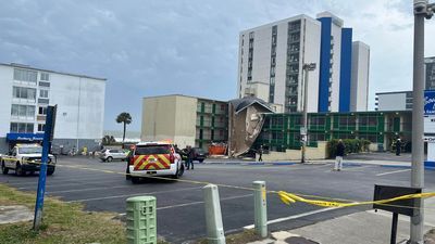 Image for story: Roof collapse reported at Myrtle Beach hotel on Ocean Boulevard